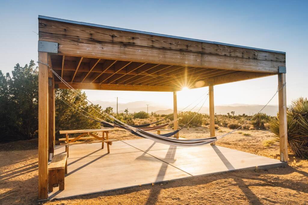 Joshua Tree Hidden Tower * Views - Landmark Yucca Valley Bagian luar foto